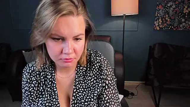 AriaEven online show from October 3, 9:11 am