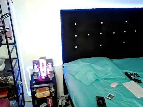 thaliacangri online show from January 14, 4:16 am