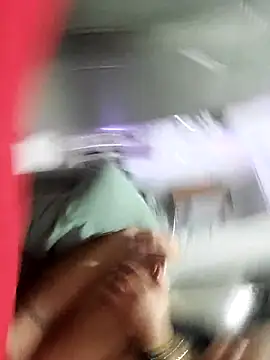 Snapshot of thaliacangri chatting on October 1, 7:46 am thaliacangri online show from October 1, 7:46 am