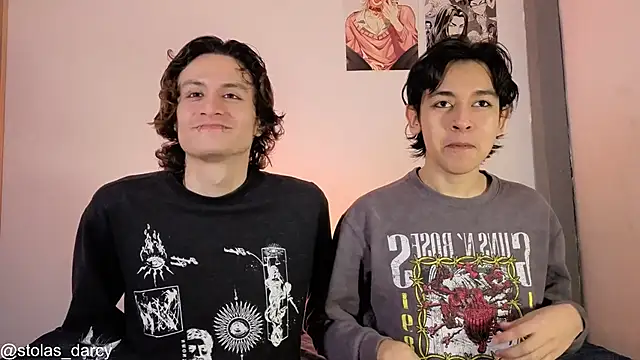 Darcy and Stolas online show from May 28, 9:17 am