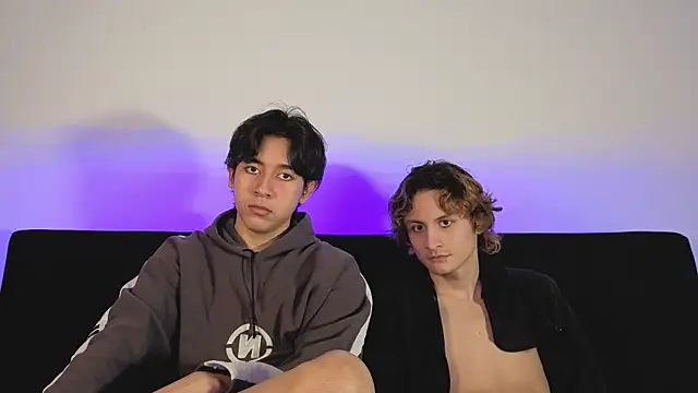 Darcy and Stolas online show from January 11, 4:52 am