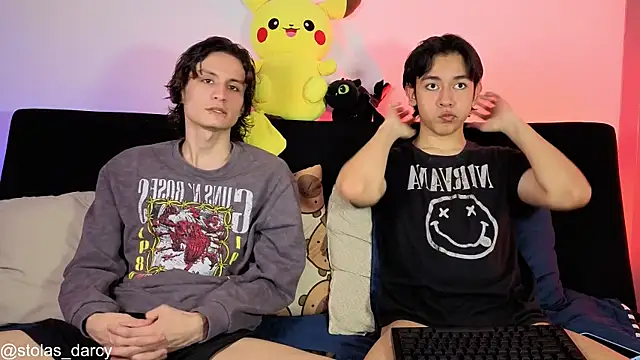 Darcy and Stolas online show from May 18, 11:42 pm