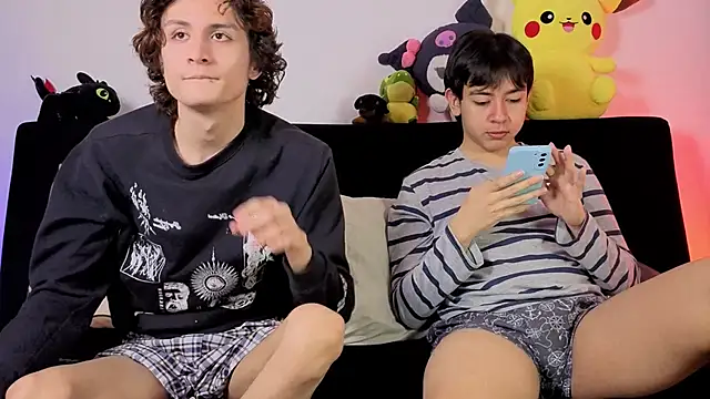 Darcy and Stolas online show from March 29, 8:38 am