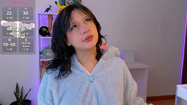 Sallie Doll online show from October 28, 4:28 pm