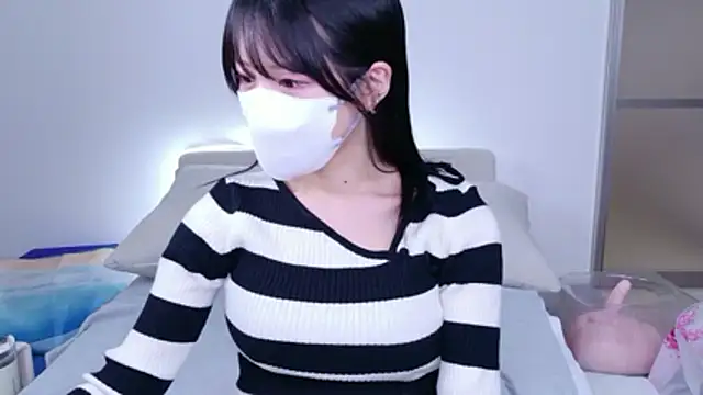 hana-08787- online show from March 26, 3:10 pm