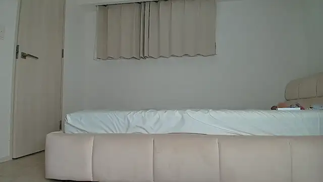 Snapshot of hana-08787- chatting on October 12, 1:23 pm hana-08787- online show from October 12, 1:23 pm