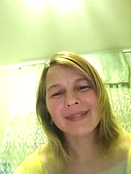 Snapshot of Masha412111 chatting on February 3, 8:36 pm Masha412111 online show from February 3, 8:36 pm