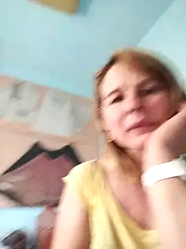 Snapshot of Masha412111 chatting on December 17, 12:10 pm Masha412111 online show from December 17, 12:10 pm