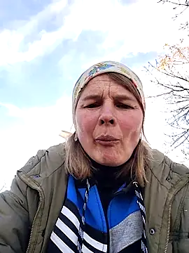 Snapshot of Masha412111 chatting on November 1, 12:43 pm Masha412111 online show from November 1, 12:43 pm