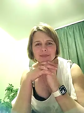 Snapshot of Masha412111 chatting on March 4, 7:54 pm Masha412111 online show from March 4, 7:54 pm