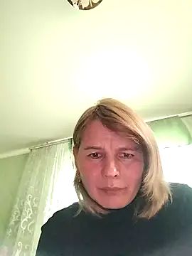 Snapshot of Masha412111 chatting on November 8, 10:41 am Masha412111 online show from November 8, 10:41 am