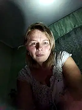 Snapshot of Masha412111 chatting on November 10, 5:40 pm Masha412111 online show from November 10, 5:40 pm