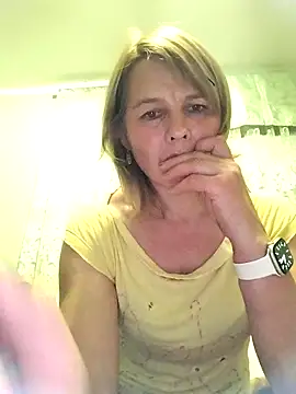 Snapshot of Masha412111 chatting on November 7, 6:56 pm Masha412111 online show from November 7, 6:56 pm