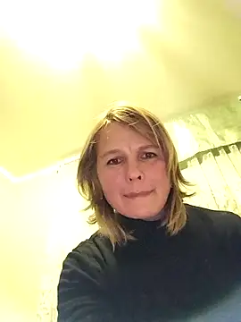 Snapshot of Masha412111 chatting on November 22, 4:28 pm Masha412111 online show from November 22, 4:28 pm