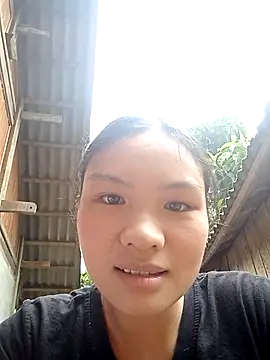 Snapshot of Hin_xx chatting on October 15, 2:54 am Hin xx online show from October 15, 2:54 am