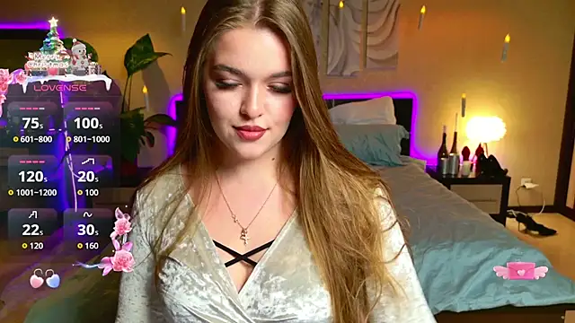 EmilyWhispers online show from February 4, 7:42 pm