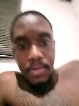 Snapshot of Thabisomgaga1 chatting on February 1, 8:40 pm Thabisomgaga1 online show from February 1, 8:40 pm
