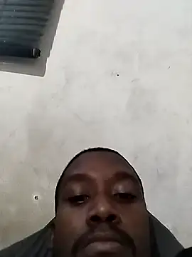 Snapshot of Thabisomgaga1 chatting on February 3, 3:37 am Thabisomgaga1 online show from February 3, 3:37 am