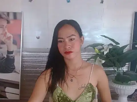 Snapshot of miss_katty28 chatting on October 17, 10:33 pm miss katty28 online show from October 17, 10:33 pm