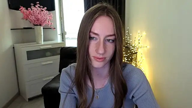 GoldenRose  online show from March 12, 2:10 pm