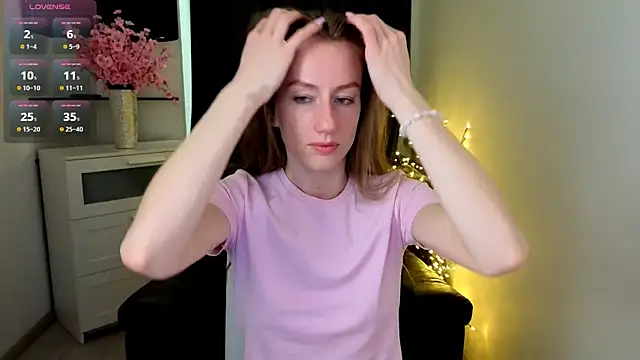 GoldenRose  online show from March 8, 2:09 pm