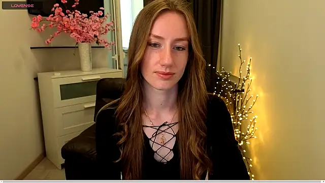 GoldenRose  online show from May 27, 11:50 am
