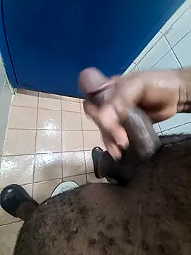 Snapshot of nice686@xh chatting on November 1, 7:35 am nice686xh online show from November 1, 7:35 am