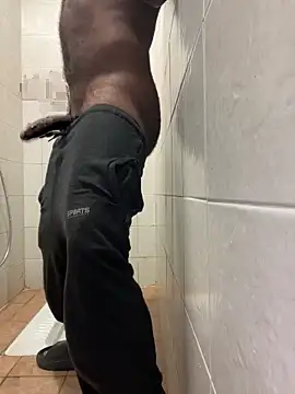 Snapshot of nice686@xh chatting on February 25, 4:51 pm nice686xh online show from February 25, 4:51 pm