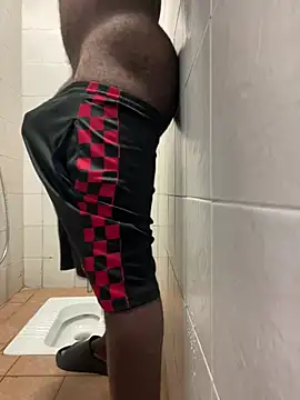 Snapshot of nice686@xh chatting on March 4, 8:11 am nice686xh online show from March 4, 8:11 am