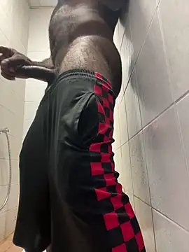 Snapshot of nice686@xh chatting on February 7, 6:43 am nice686xh online show from February 7, 6:43 am