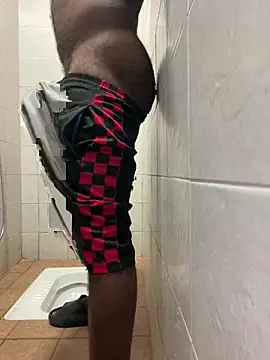 Snapshot of nice686@xh chatting on February 15, 8:19 pm nice686xh online show from February 15, 8:19 pm