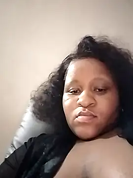 Snapshot of thicknjuicyx chatting on October 7, 7:37 pm thicknjuicyx online show from October 7, 7:37 pm