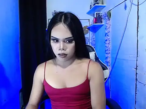 ella foxtrot online show from April 14, 9:42 pm