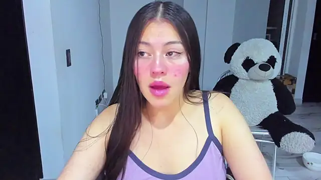 Snapshot of amazingloren999 chatting on November 4, 7:56 am amazingloren999 online show from November 4, 7:56 am