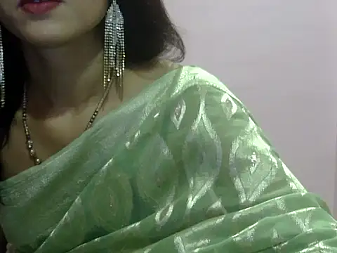 Snapshot of Laila_Cute chatting on July 4, 4:08 am Laila Cute online show from July 4, 4:08 am