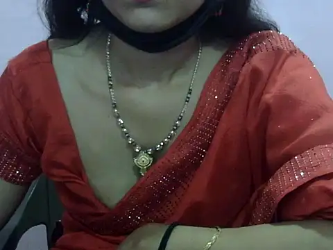 Laila Cute online show from April 27, 3:32 pm
