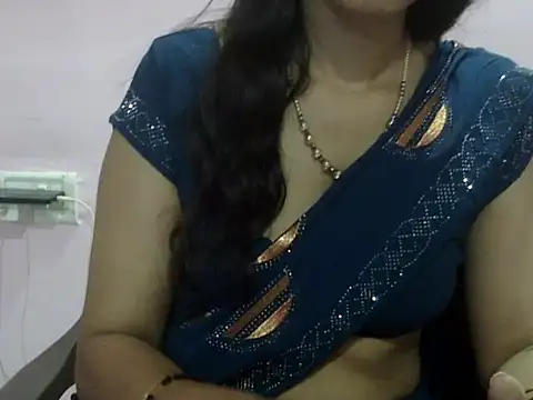 Laila Cute online show from April 21, 5:19 pm