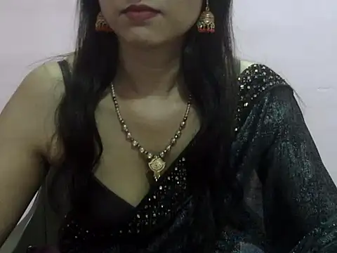 Laila Cute online show from April 19, 11:44 am