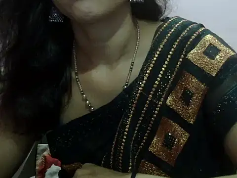 Laila Cute online show from May 22, 3:32 pm