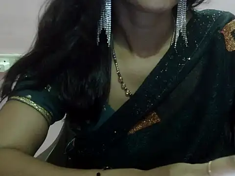 Snapshot of Laila_Cute chatting on May 28, 4:02 pm Laila Cute online show from May 28, 4:02 pm
