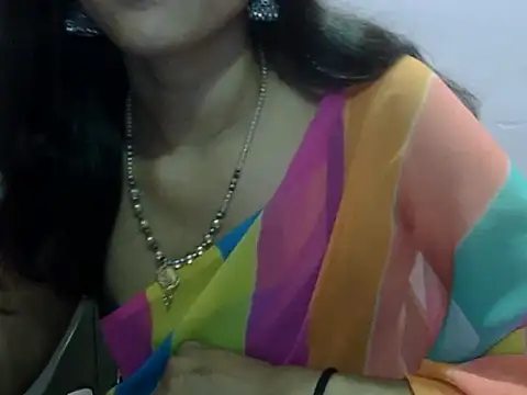 Laila Cute online show from May 21, 1:52 pm