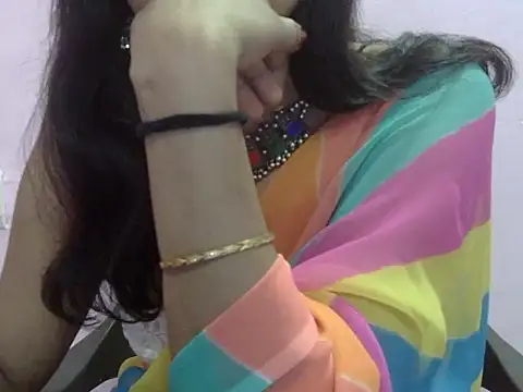 Laila Cute online show from May 12, 5:15 am