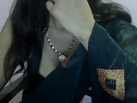 Laila Cute online show from May 4, 5:38 pm