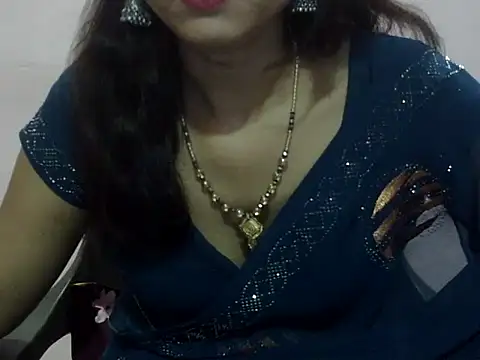 Snapshot of Laila_Cute chatting on May 26, 1:53 pm Laila Cute online show from May 26, 1:53 pm