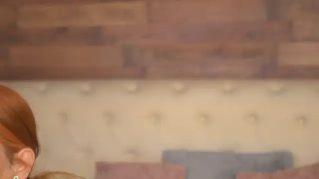 Snapshot of DaphneRose chatting on October 27, 3:18 am DaphneRose online show from October 27, 3:18 am