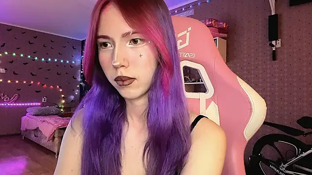 Jerrieberry online show from December 21, 2:19 pm