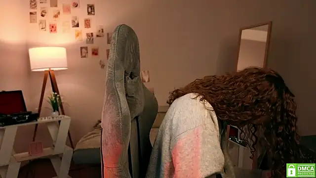 Snapshot of branchwithflowerss chatting on October 29, 11:53 am branchwithflowerss online show from October 29, 11:53 am