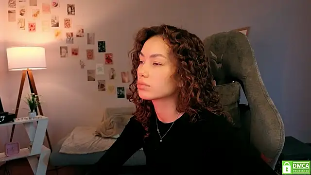 Snapshot of branchwithflowerss chatting on November 2, 7:13 am branchwithflowerss online show from November 2, 7:13 am