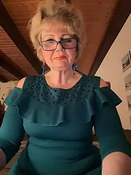 BoloshkaBlonda online show from March 3, 7:21 pm