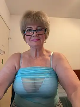 BoloshkaBlonda online show from February 13, 7:36 pm